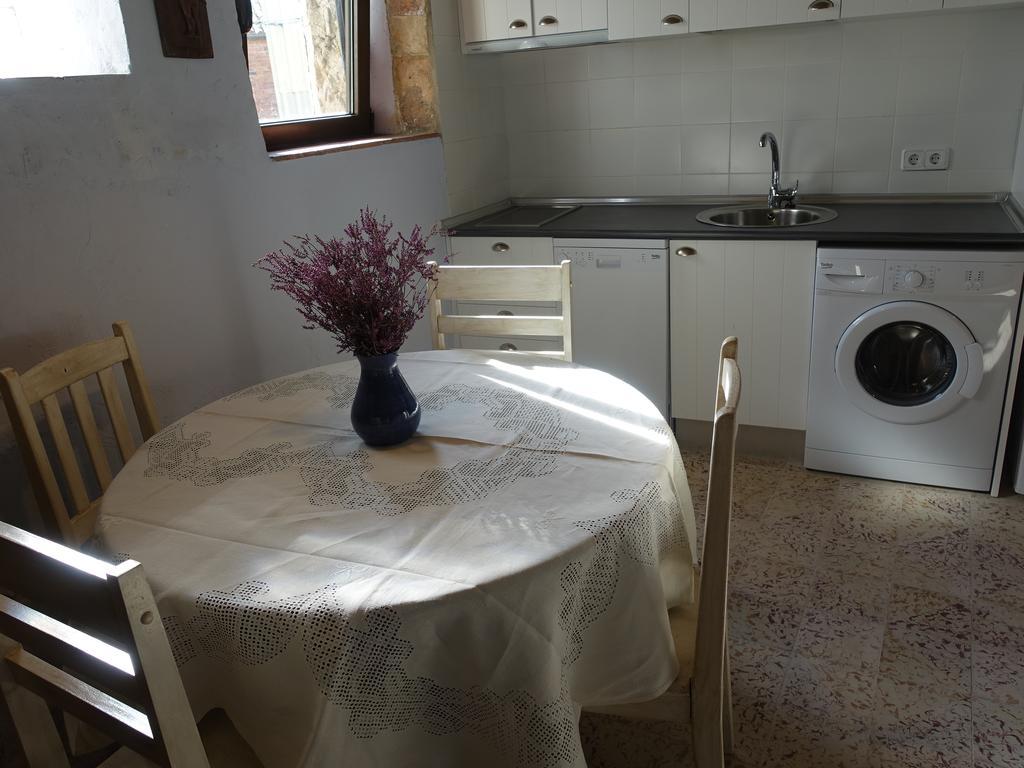 Apartamentos La Dama Azul Agreda Номер фото